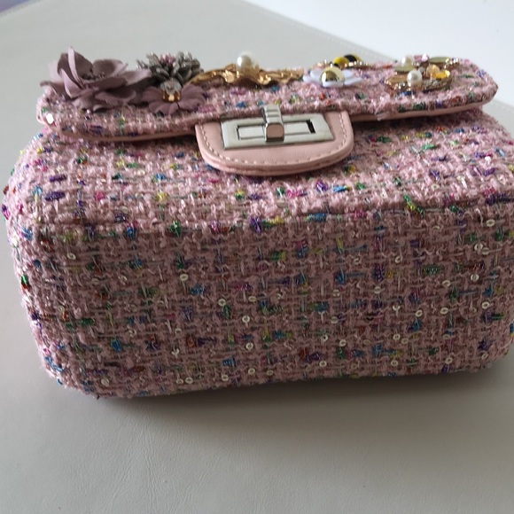 Purse - Picture 5 of 9